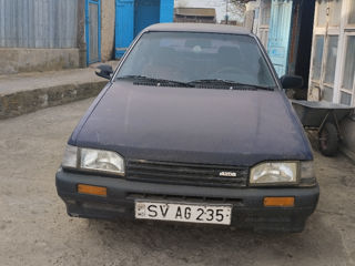 Mazda 323 foto 3