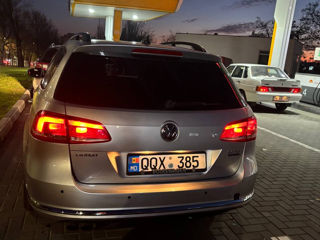 Volkswagen Passat foto 3