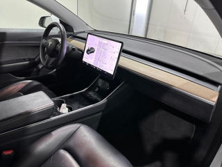 Tesla Model 3 foto 5