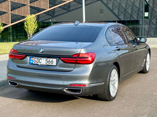 BMW 7 Series foto 5