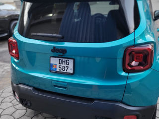 Jeep Renegade foto 2