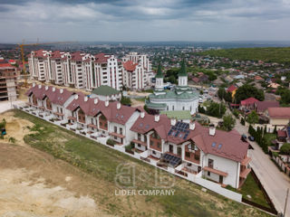 Townhouse 4 nivele Durlești str. Nicolae Dimo foto 3