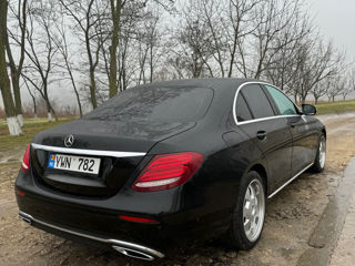 Mercedes E-Class foto 5