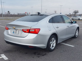 Chevrolet Malibu foto 3