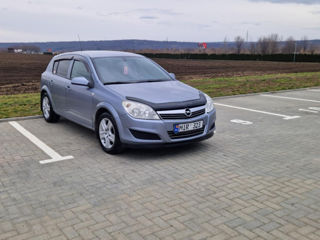 Opel Astra foto 2