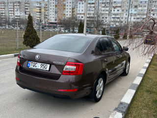 Skoda Octavia foto 2