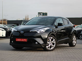 Toyota C-HR foto 3