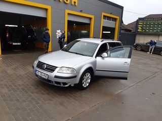 Volkswagen Passat foto 1