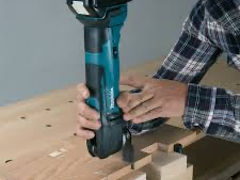 Multitool Makita DTM51