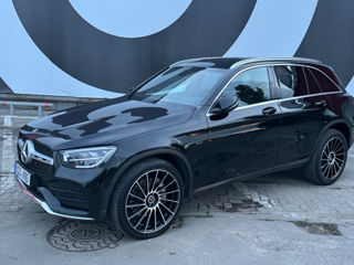 Mercedes GLC foto 7