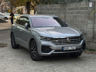 Volkswagen Touareg foto 2