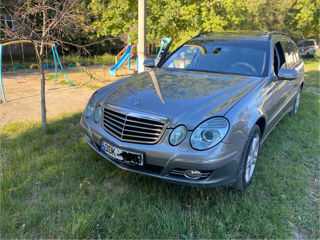 Mercedes E-Class foto 1