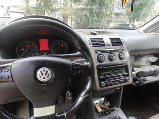 Volkswagen Touran foto 17