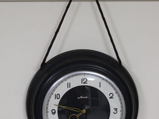 Настенные механические часы "Маяк" с барометром