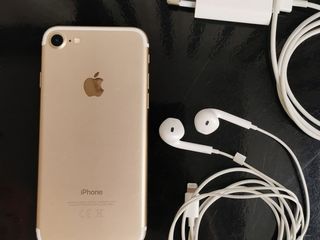 iPhone 7 Gold фото 1