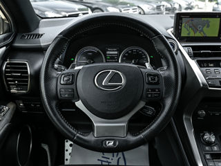 Lexus NX Series foto 11
