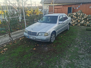 Mercedes C-Class