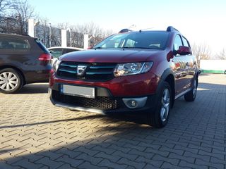 Dacia Sandero foto 1