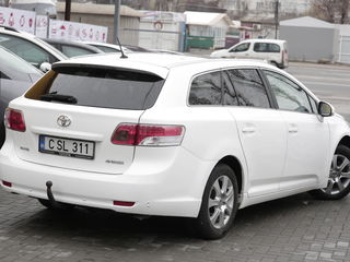 Toyota Avensis foto 3