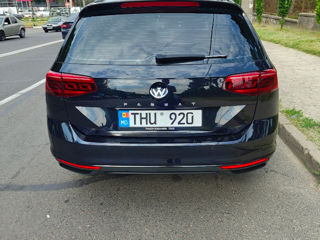 Volkswagen Passat foto 4