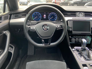 Volkswagen Passat foto 9