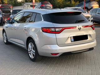 Renault Megane foto 3