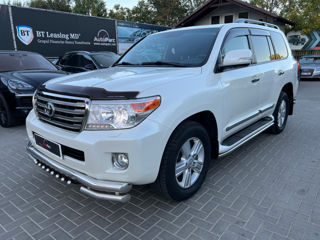 Toyota Land Cruiser foto 1