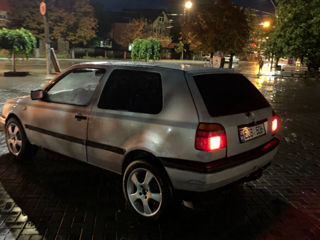 Volkswagen Golf foto 8