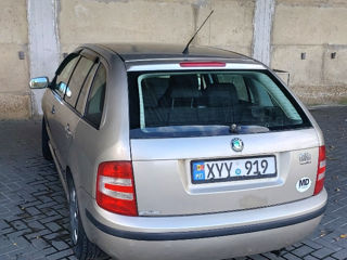 Skoda Fabia foto 2