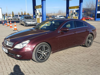 Mercedes CLS-Class foto 2