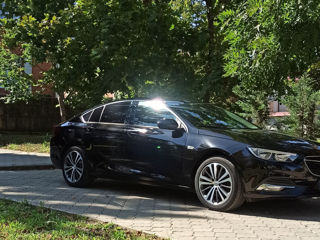 Opel Insignia foto 1