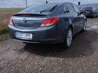 Opel Insignia foto 2