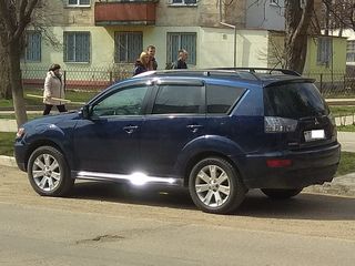 Mitsubishi Outlander foto 3