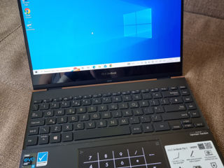 Asus Zenbook Flip S UX371E foto 3