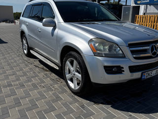 Mercedes GL-Class foto 2