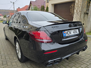 Mercedes E-Class foto 6