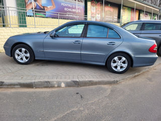 Mercedes E-Class foto 8