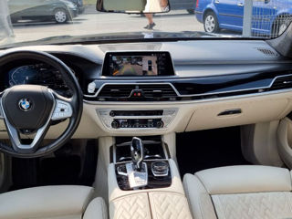 BMW 7 Series foto 7