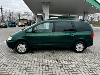 Volkswagen Sharan foto 6