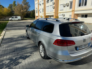 Volkswagen Passat foto 4