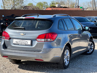 Chevrolet Cruze фото 2