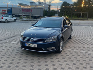 Volkswagen Passat foto 4