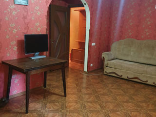 Apartament cu 2 camere, 45 m², 8 cartier, Bălți foto 2