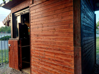 Торговый деревянный домик