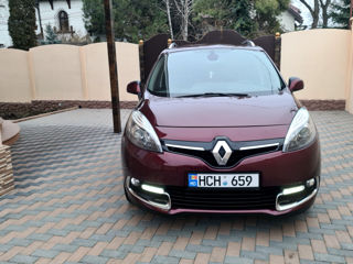 Renault Grand Scenic foto 3