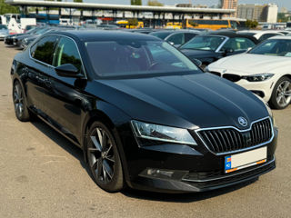 Skoda Superb foto 3