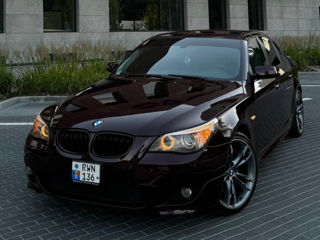 BMW 5 Series foto 1