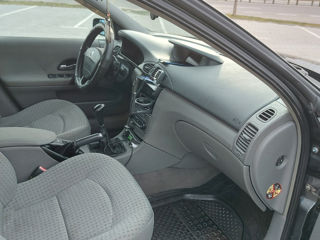 Renault Laguna foto 5