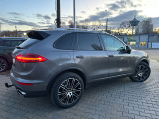 Porsche Cayenne foto 4