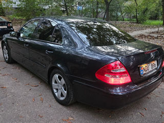 Mercedes E-Class foto 5